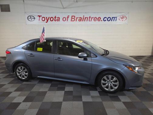 Celestite 2020 Toyota Corolla LE