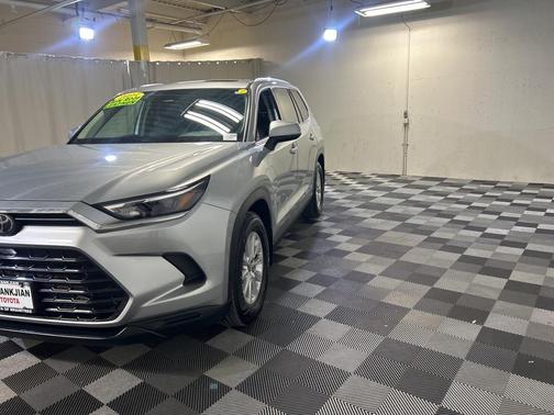 2025 Toyota Grand Highlander XLE