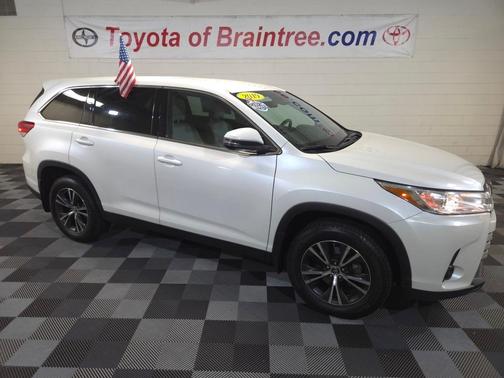 2019 Toyota Highlander LE