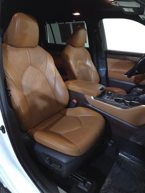 Wind Chill Pearl 2022 Toyota Highlander Platinum