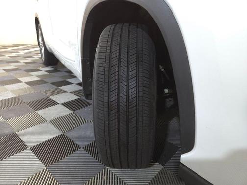 Wind Chill Pearl 2022 Toyota Highlander Platinum