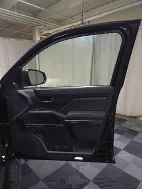 2025 Toyota 4Runner TRD Off Road