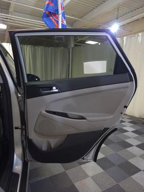 Molten Silver 2018 Hyundai TUCSON SEL