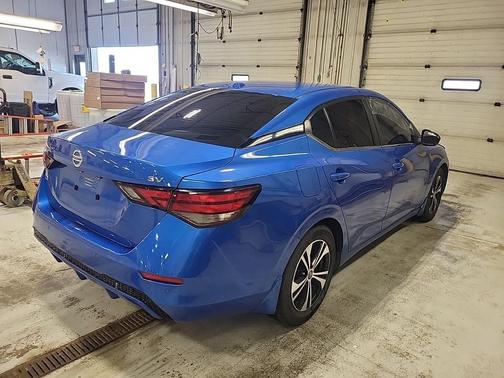 Electric Blue Metallic 2022 Nissan Sentra SV