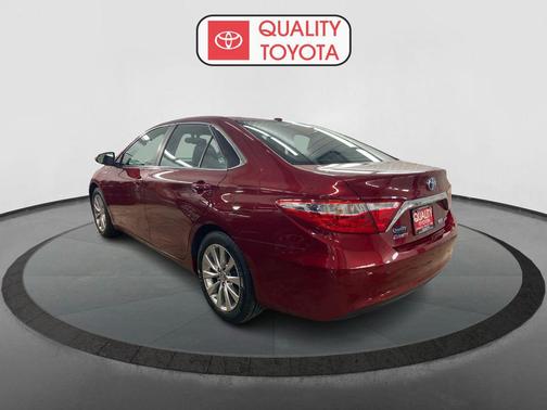 2017 Toyota Camry Hybrid XLE