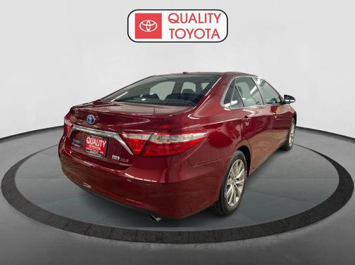 2017 Toyota Camry Hybrid XLE