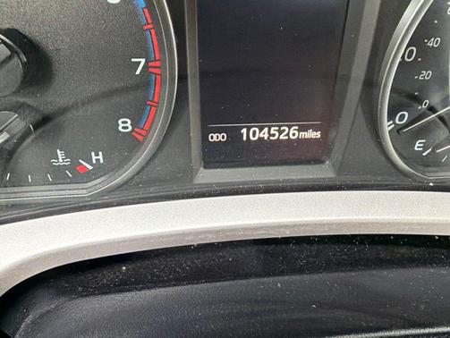 Magnetic Gray Metallic 2018 Toyota RAV4 XLE