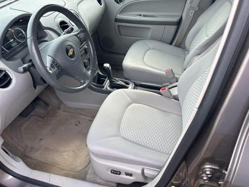 Mocha Steel Metallic 2011 Chevrolet HHR LT