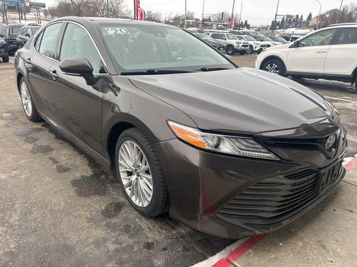 2020 Toyota Camry XLE