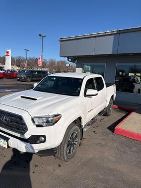 2017 Toyota Tacoma TRD Sport