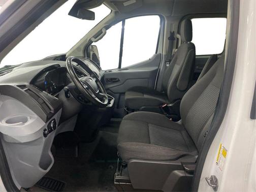 2016 Ford Transit-150 XL