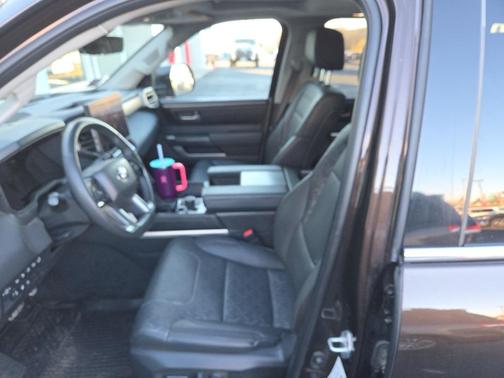 2023 Toyota Sequoia SR5