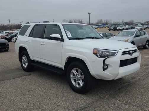 2024 Toyota 4Runner SR5