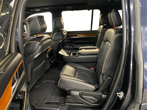 2023 Jeep Grand Wagoneer Series III