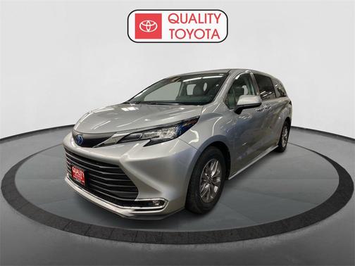2021 Toyota Sienna XLE 7 Passenger