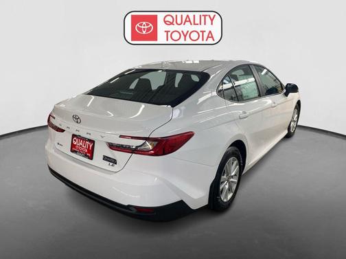 Ice Cap 2026 Toyota Camry LE