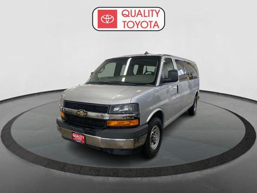 2017 Chevrolet Express 3500 LT