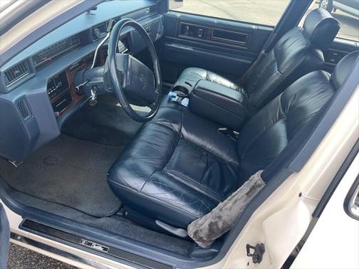 1993 Cadillac DeVille Base