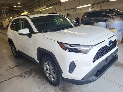 2024 Toyota RAV4 Hybrid LE