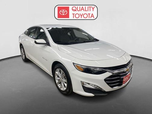 Summit White 2024 Chevrolet Malibu LT