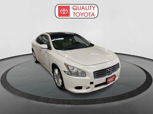 2010 Nissan Maxima SV