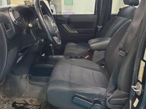 2012 Jeep Wrangler Unlimited Sport