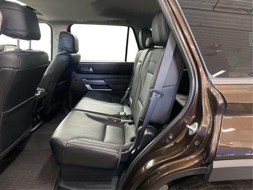 2023 Toyota Sequoia SR5