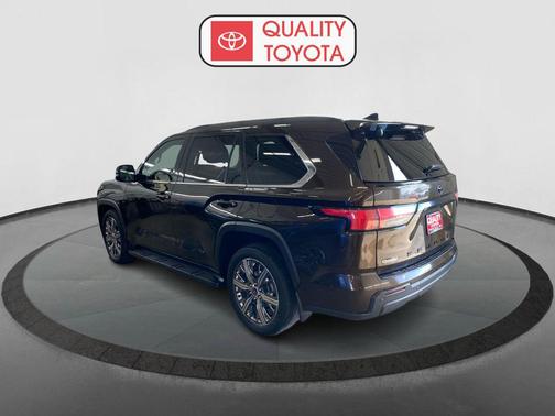 2023 Toyota Sequoia SR5