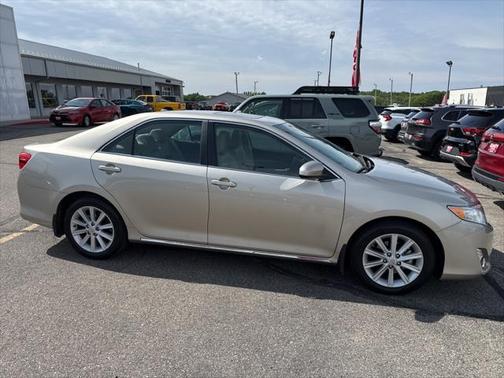 2014 Toyota Camry XLE