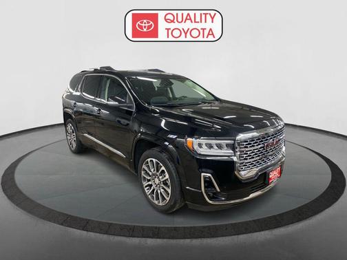 2022 GMC Acadia Denali