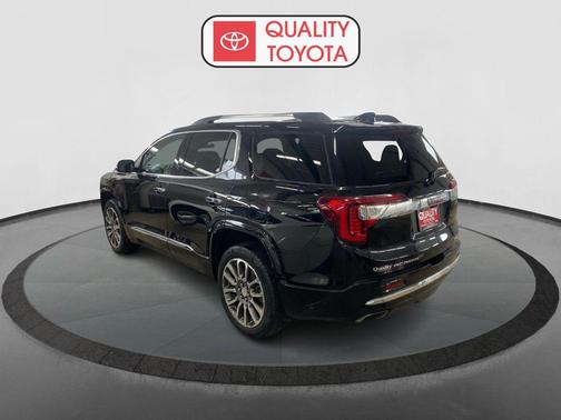 2022 GMC Acadia Denali