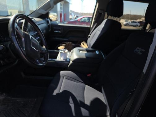 Onyx Black 2017 GMC Sierra 1500 SLT
