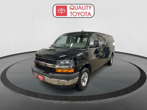 2017 Chevrolet Express 3500 LT