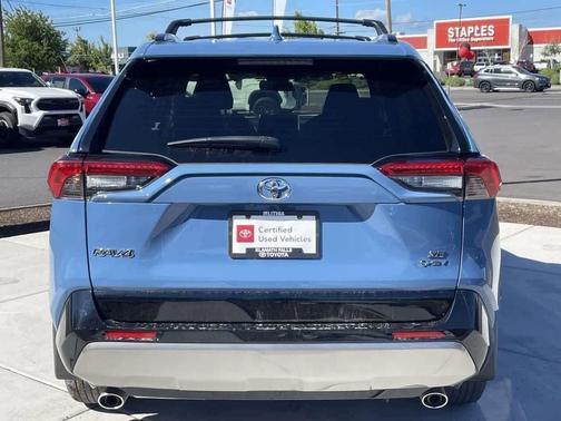 2025 Toyota RAV4 Hybrid SE