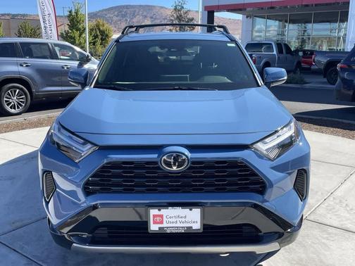 2025 Toyota RAV4 Hybrid SE