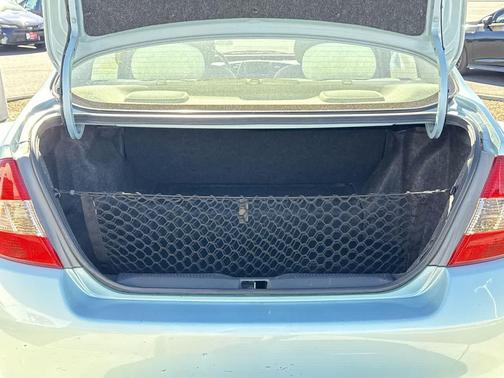 2002 Toyota Prius Base