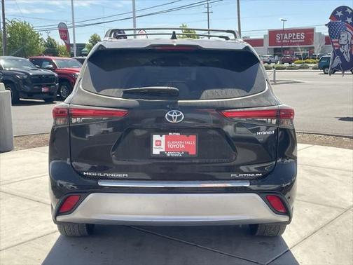 2021 Toyota Highlander Hybrid Platinum