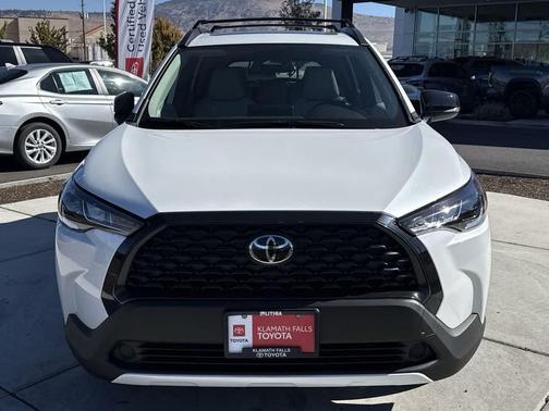 2025 Toyota Corolla Cross LE