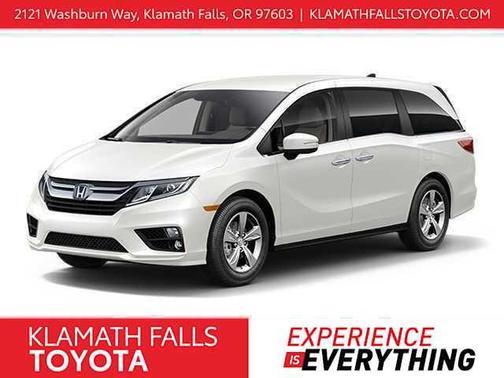 WHT/White 2018 Honda Odyssey EX