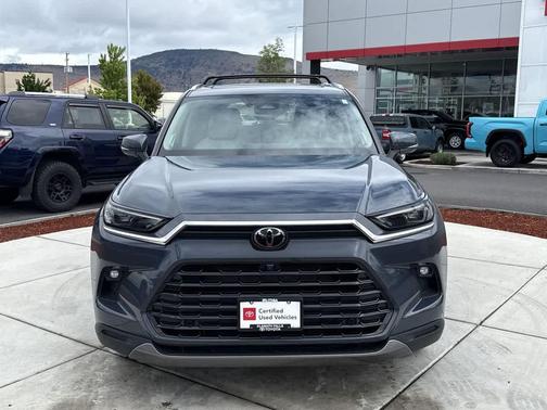 Storm Cloud 2024 Toyota Grand Highlander Limited