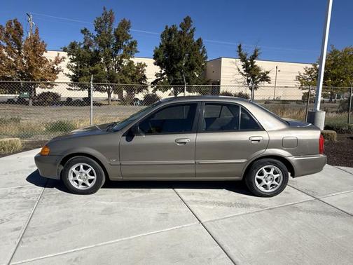 1999 Mazda Protege LX