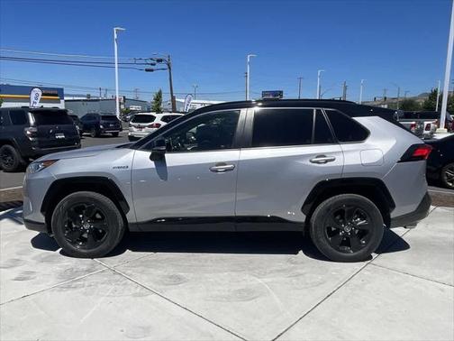 2019 Toyota RAV4 Hybrid SE