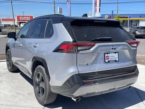 2019 Toyota RAV4 Hybrid SE