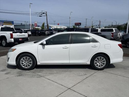 2014 Toyota Camry LE