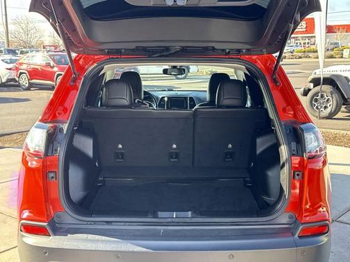 2021 Jeep Cherokee Altitude