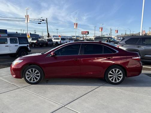 2017 Toyota Camry XLE