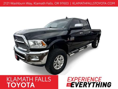 2018 RAM 3500 Laramie Crew Cab 4x4 8' Box