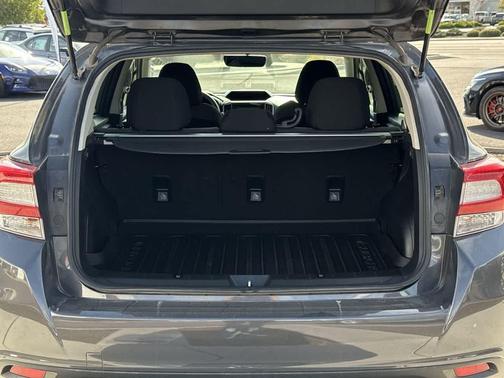 2019 Subaru Impreza 2.0i Premium