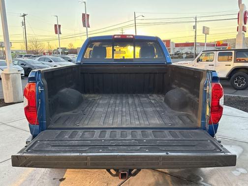 2016 Toyota Tundra SR5