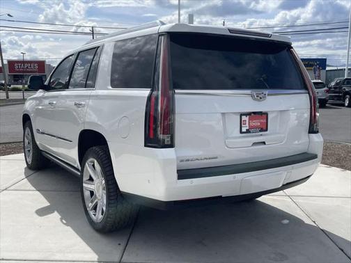 2017 Cadillac Escalade Premium Luxury